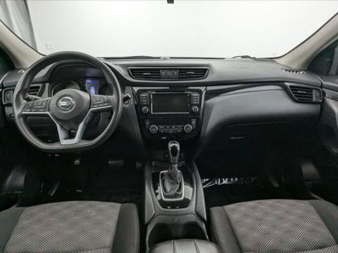 Used 2019 Nissan Rogue Sport SV FWD image 24