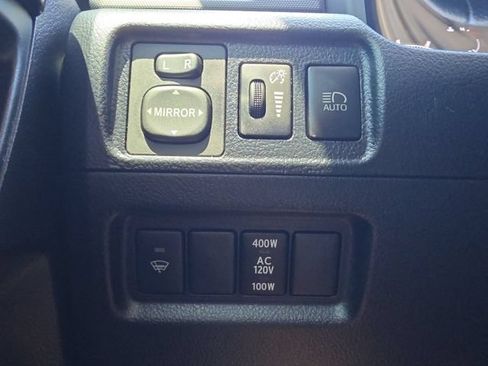 Used 2020 Toyota 4Runner SR5 Premium w/ Moonroof Package AWD/4WD image 10