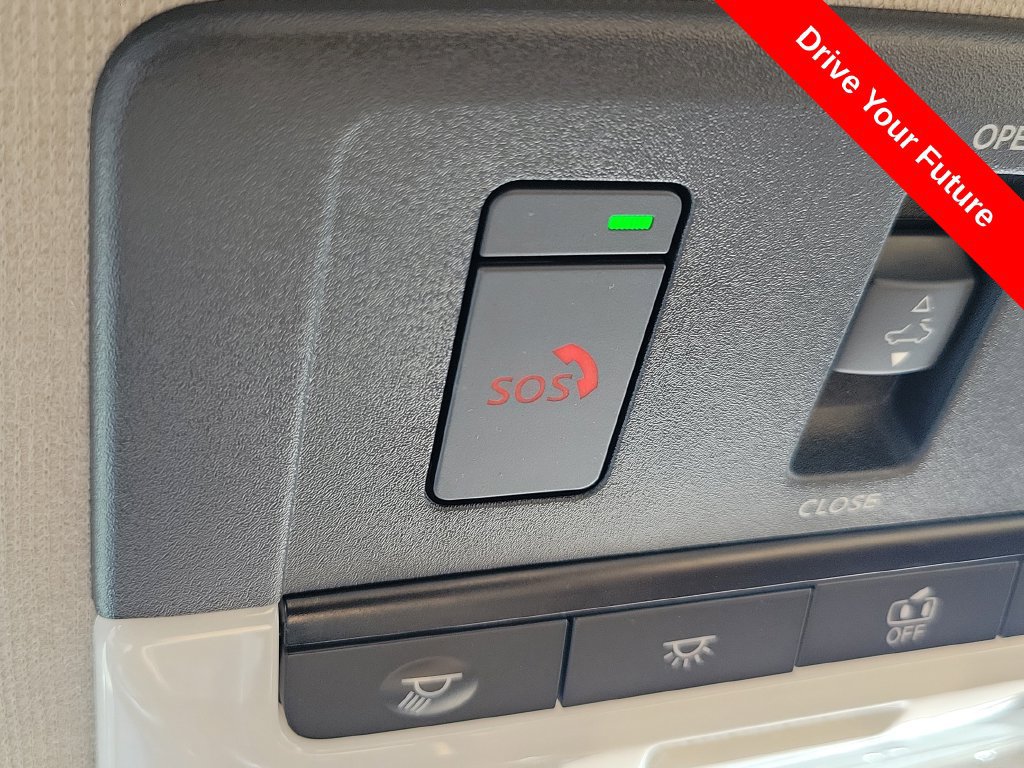 Used 2025 Nissan Sentra SV w/ SV Premium Package FWD image 19