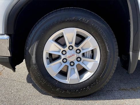 Used 2024 GMC Sierra 1500 SLE image 5