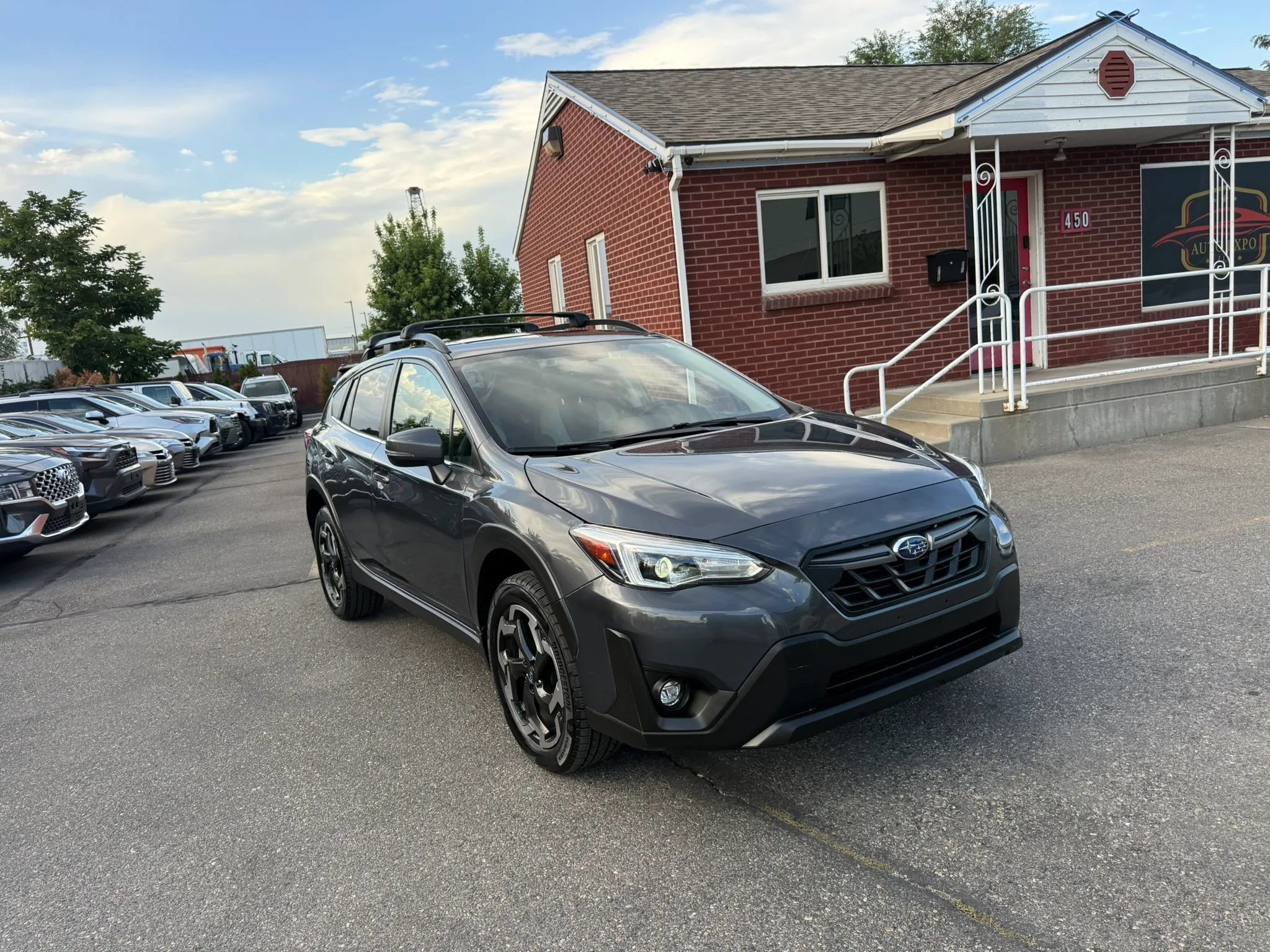 Used 2021 Subaru Crosstrek 2.5i Limited w/ Moonroof Package 2 AWD/4WD image 3