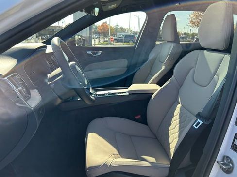 New 2026 Volvo XC60 B5 Core w/ Climate Package PRO image 15