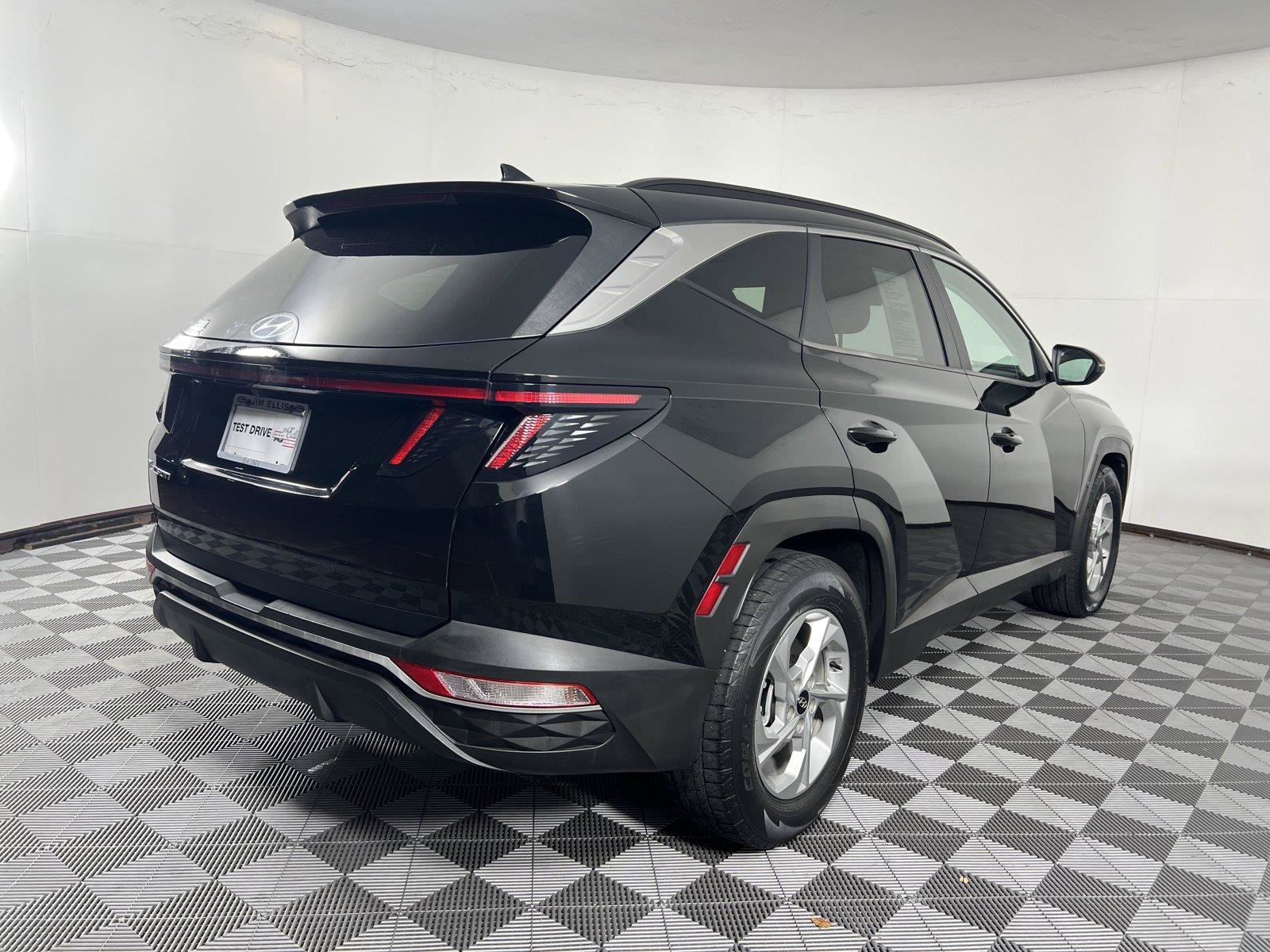 Used 2022 Hyundai Tucson SEL FWD image 7