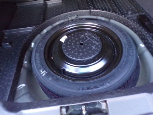 Used 2017 Ford Focus SE image 11