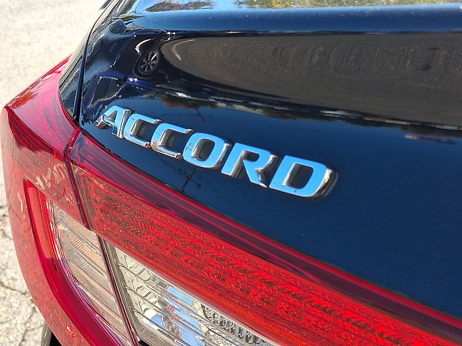 Used 2021 Honda Accord LX image 30