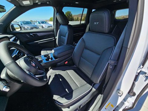 New 2026 Buick Enclave Sport Touring w/ Power Package FWD image 23