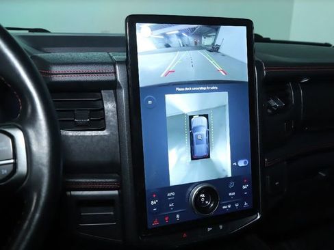 Used 2022 Ford Expedition Limited image 40