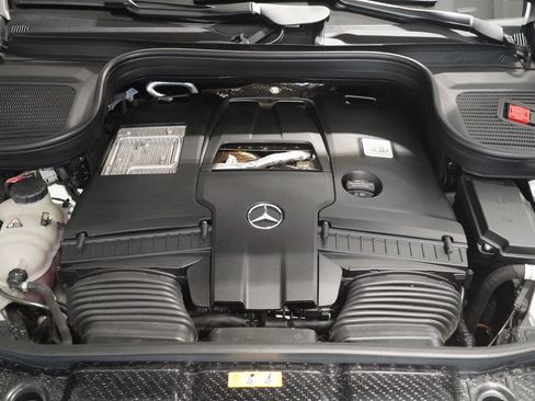 Certified 2023 Mercedes-Benz Maybach GLS 600 4MATIC image 30