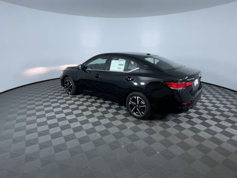 New 2025 Nissan Sentra SV image 7