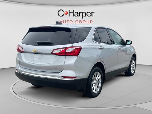 Used 2019 Chevrolet Equinox LT w/ Driver Convenience Package AWD/4WD image 3