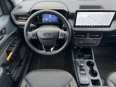 Used 2025 Ford Maverick Tremor image 30