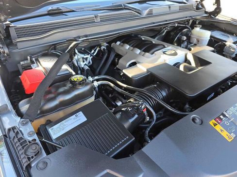 Used 2019 Cadillac Escalade ESV Platinum image 30