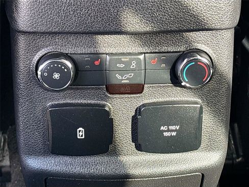 Used 2018 Ford Explorer Limited w/ Equipment Group 301A AWD/4WD image 26