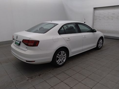 Used 2017 Volkswagen Jetta S w/ Jetta S Cold Weather Package FWD image 10