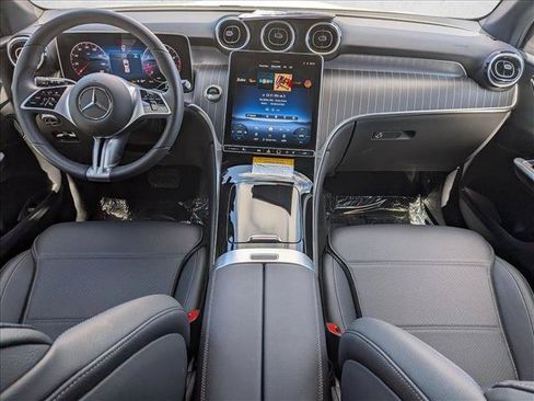 Certified 2026 Mercedes-Benz GLC 300 image 17