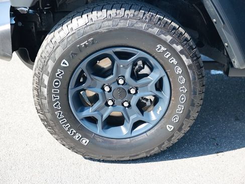 Used 2023 Jeep Wrangler Unlimited AWD/4WD image 11