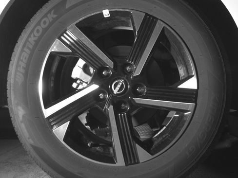 Used 2025 Nissan Sentra SV image 15