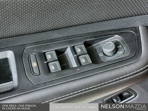 Used 2024 Volkswagen Atlas SEL Premium R-Line AWD/4WD image 21