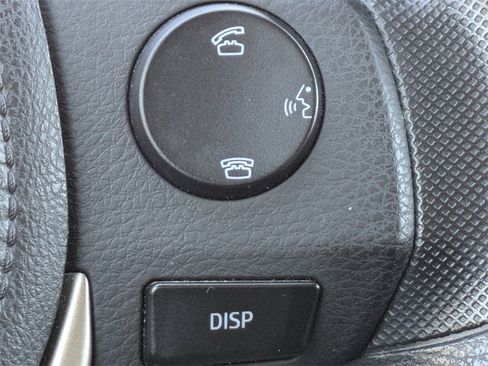 Used 2015 Toyota RAV4 LE image 26