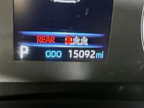 Certified 2024 Toyota Corolla Cross LE image 5