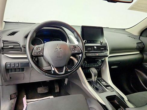 Used 2024 Mitsubishi Eclipse Cross SE image 10