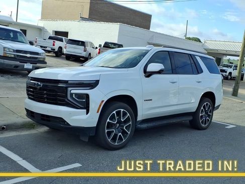 Used 2025 Chevrolet Tahoe RST w/ Comfort Package AWD/4WD image 1