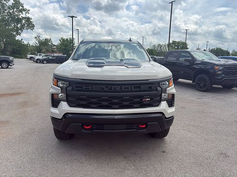 New 2026 Chevrolet Silverado 1500 Custom Trail Boss AWD/4WD image 9