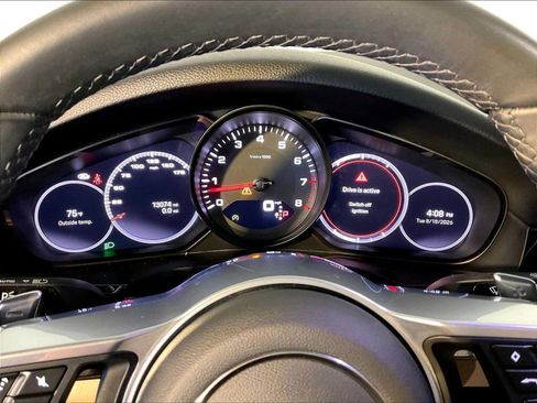 Certified 2023 Porsche Cayenne Coupe AWD/4WD image 29
