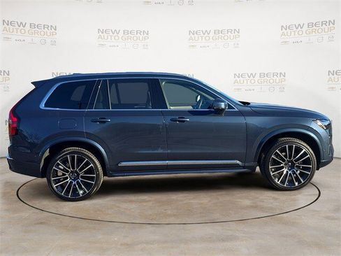 New 2026 Volvo XC90 B6 Plus w/ Protection Package Premier AWD/4WD image 6