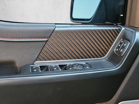 Used 2025 Ford F150 Raptor AWD/4WD image 26