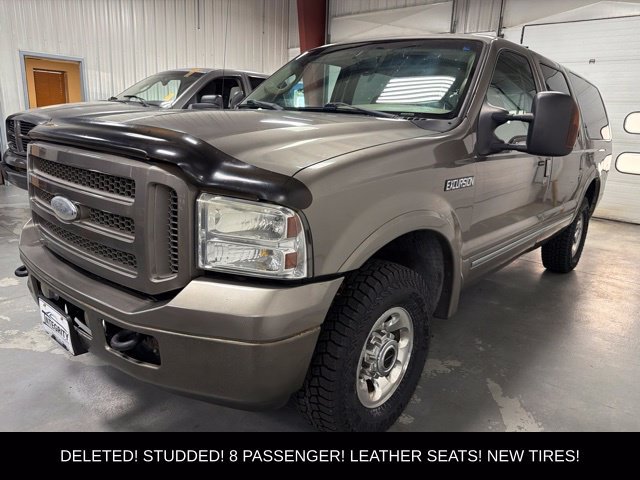 Used 2005 Ford Excursion Limited AWD/4WD image 3