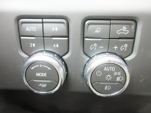 New 2026 GMC Sierra 2500 AT4X image 18