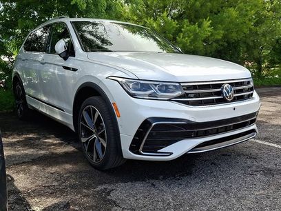 Used 2022 Volkswagen Tiguan SEL R-Line