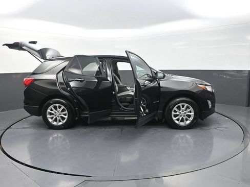 Used 2020 Chevrolet Equinox LS AWD/4WD image 38