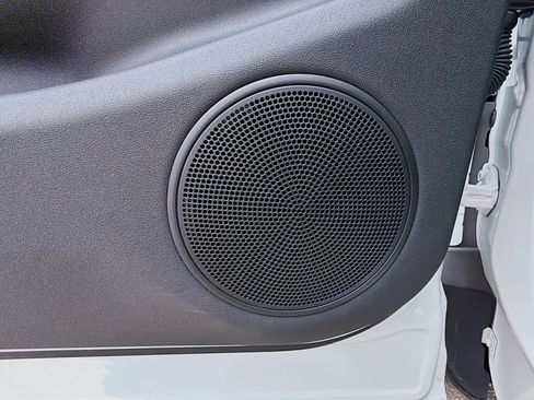 Used 2020 Land Rover Range Rover Evoque SE image 24