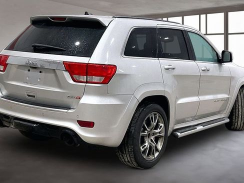 Used 2012 Jeep Grand Cherokee SRT8 w/ Luxury Group II image 2