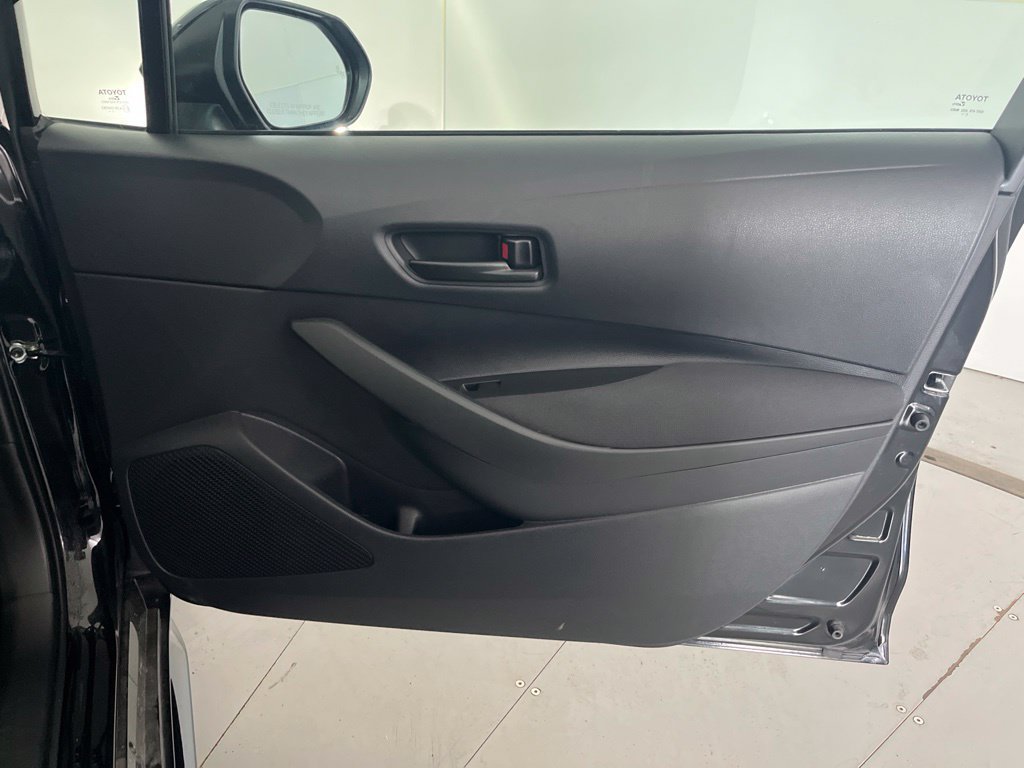 Used 2026 Toyota Corolla LE FWD image 28