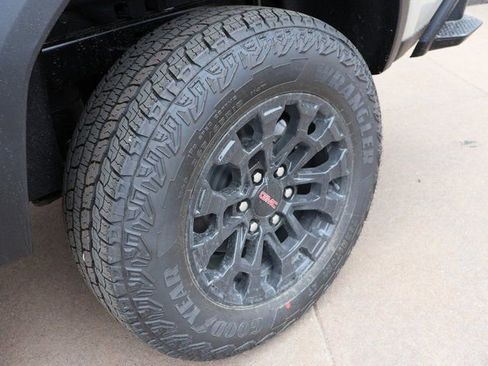 New 2026 GMC Canyon Elevation AWD/4WD image 42