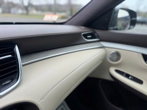 Used 2019 INFINITI QX50 Essential w/ Sensory Package AWD/4WD image 34