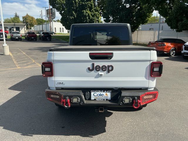 Used 2021 Jeep Gladiator Rubicon AWD/4WD image 5