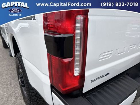 Certified 2024 Ford F250 Lariat w/ Lariat Ultimate Package image 15