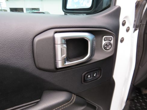 Used 2019 Jeep Wrangler Unlimited Rubicon image 19