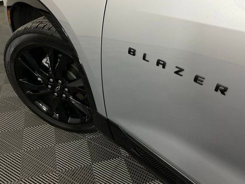 Used 2022 Chevrolet Blazer RS w/ Enhanced Convenience Package image 41