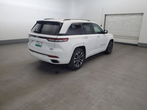 Used 2022 Jeep Grand Cherokee Overland AWD/4WD image 9