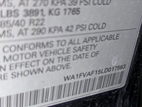 Used 2020 Audi Q8 Prestige w/ Prestige Package image 21