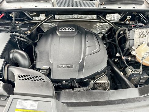 Used 2018 Audi Q5 2.0T Premium w/ Convenience Package image 29