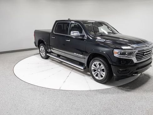 Used 2022 RAM 1500 Limited w/ Body-Colour Bumper Group AWD/4WD image 29