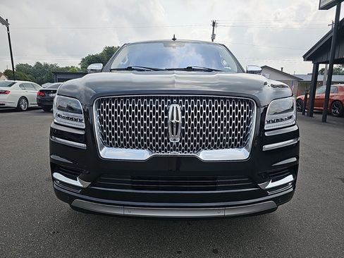 Used 2020 Lincoln Navigator Black Label w/ Cargo Convenience Package AWD/4WD image 9