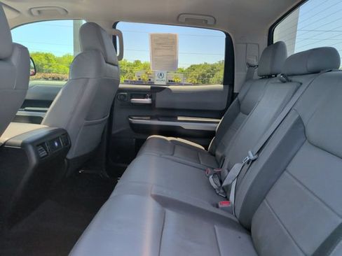 Used 2020 Toyota Tundra Limited w/ Limited Premium Package AWD/4WD image 29