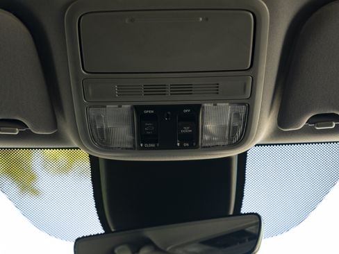 Used 2024 Honda Odyssey EX-L image 36